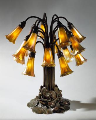 Eighteen Light Lily Lamp