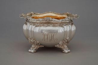 Waste bowl with gilt interior