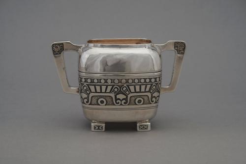 Sugar bowl