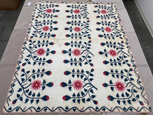 American applique quilt