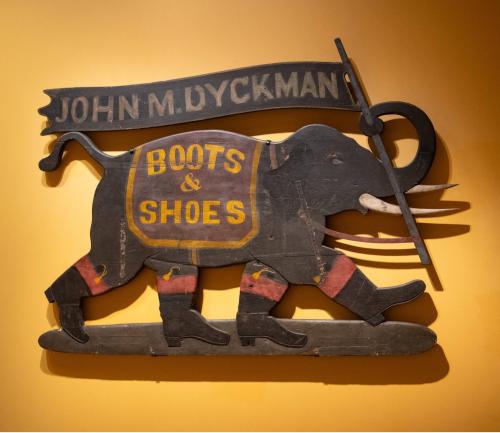 "Elephant Walking" Trade Sign
